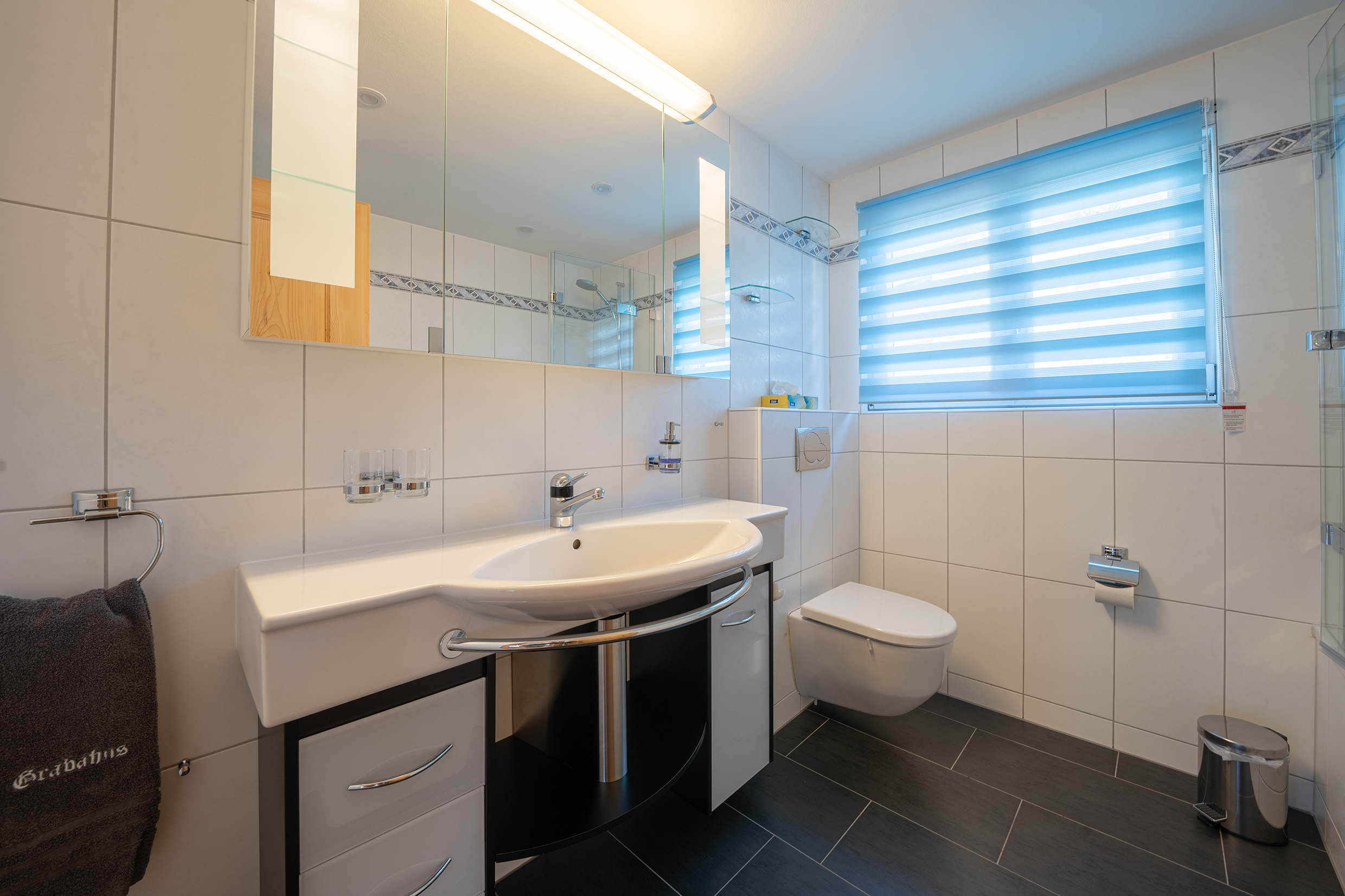 Grabahus_Bathroom_09.jpg